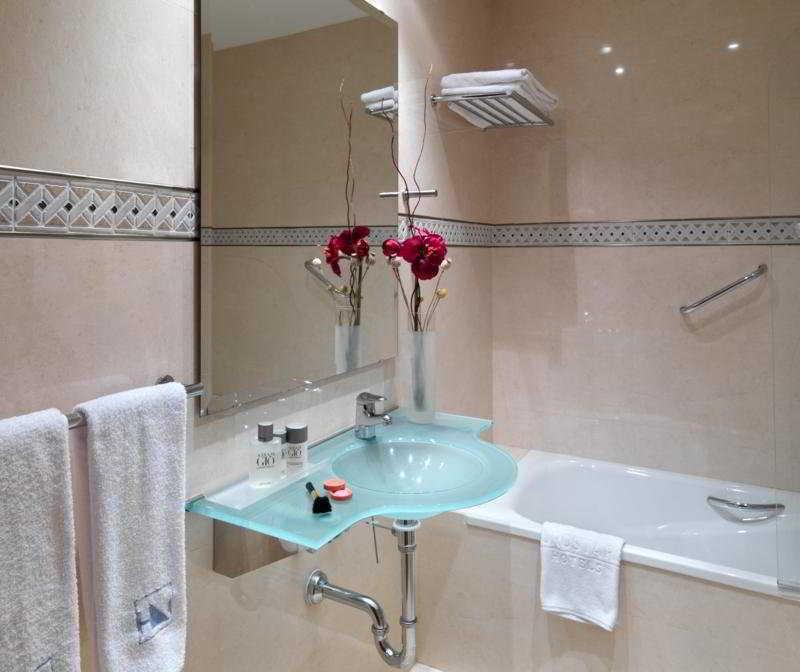 Hotel Exe Zarzuela Park Madrid Exterior foto