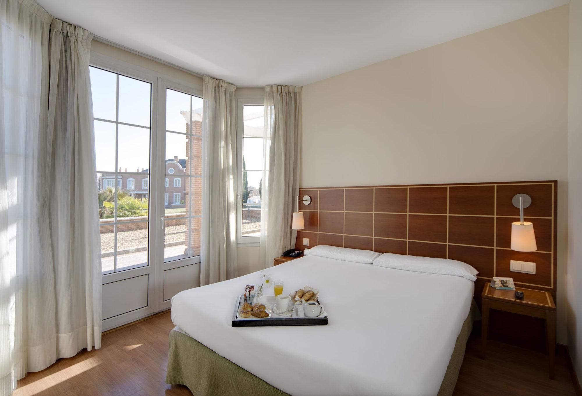 Hotel Exe Zarzuela Park Madrid Exterior foto
