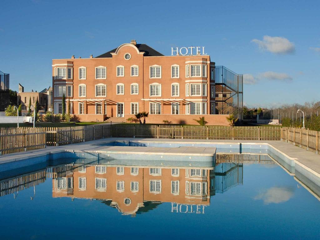 Hotel Exe Zarzuela Park Madrid Exterior foto